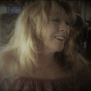 Meet your Posher, Debbie